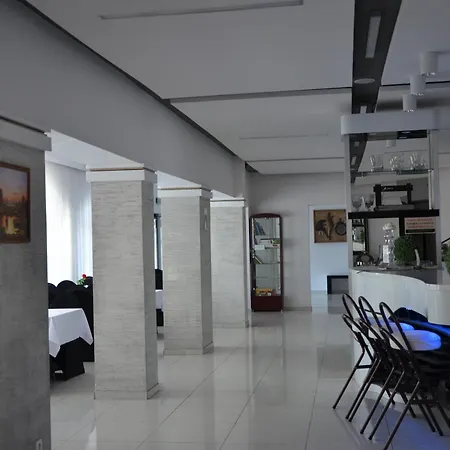 Junior 2 Hotel Krakow