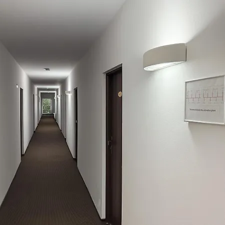 Hotel Junior 2 3*