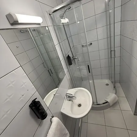 Junior 2 Hotel 3*