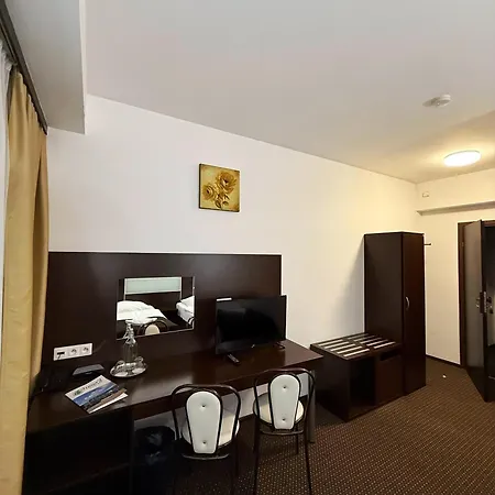 Hotel Junior 2 3*