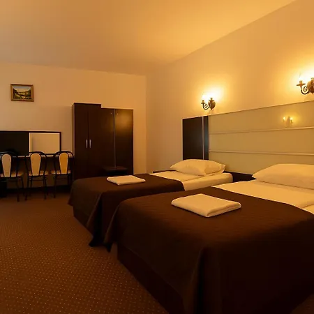 Hotel Junior 2