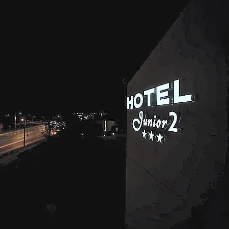 Junior 2 Hotel 3*