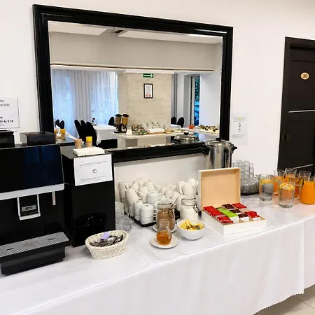 Hotel Junior 2 Cracovia